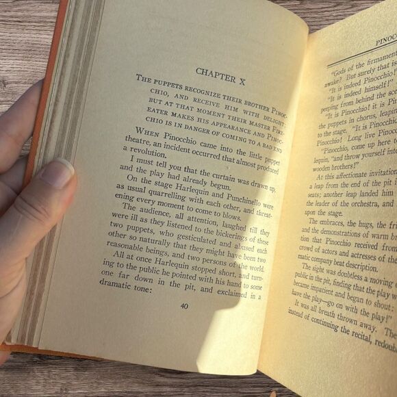 Vintage Orange Pinocchio Book by C. Collodi - Picture 6 of 6